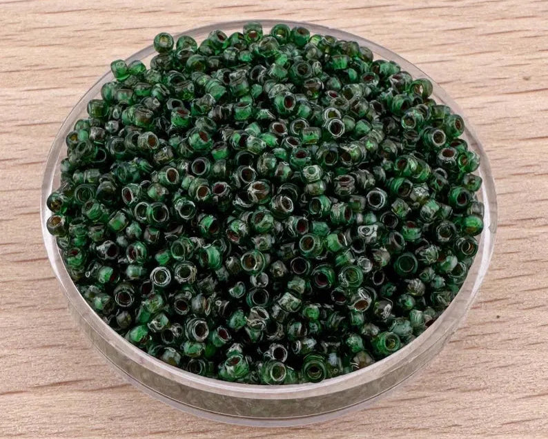 10g Miyuki  seed beads 11/0 Picasso Transparent Green 4507, Japonese seed beads 2mm